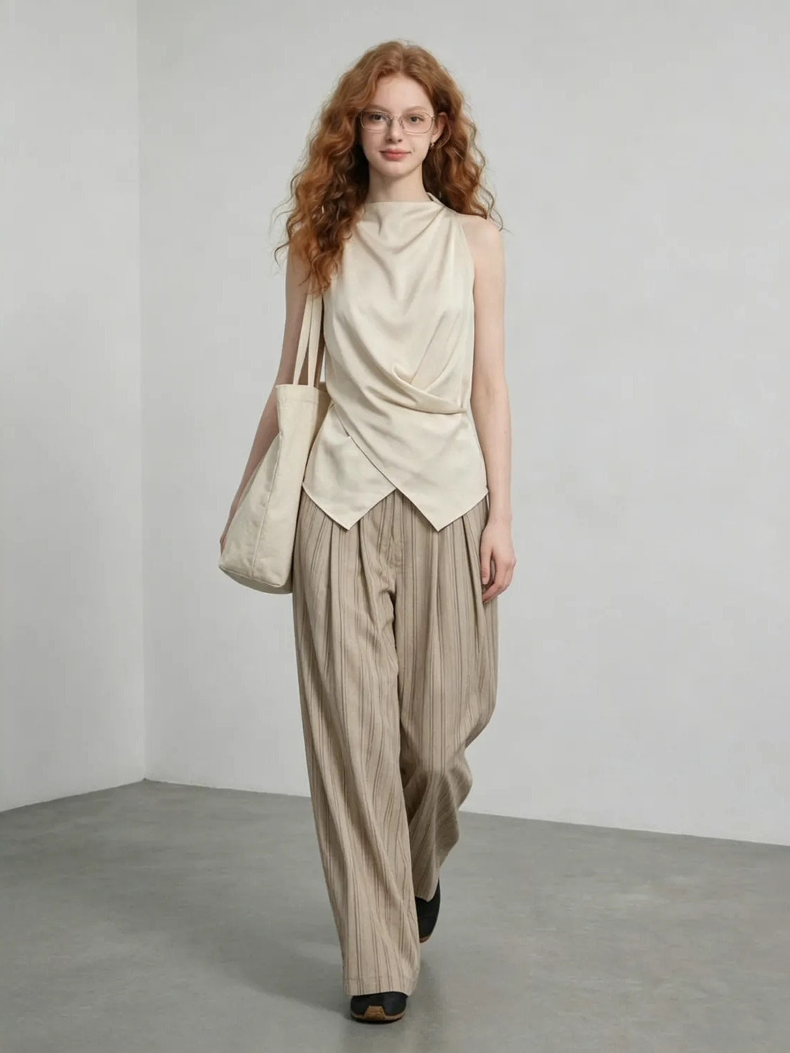 Women's Elegant Crossover Sleeveless Top