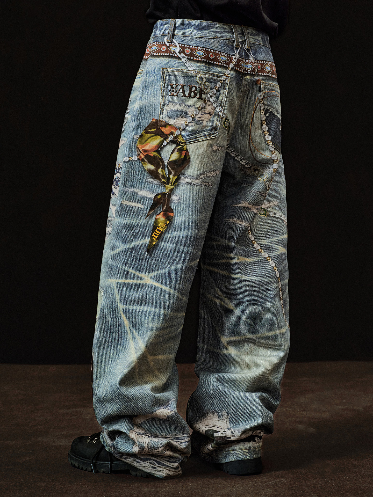 3D Street-Style Ripped Jeans with Rhinestone Chain Print